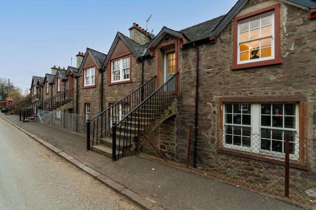 The Old Deanston Workers Cottage Doune 外观 照片